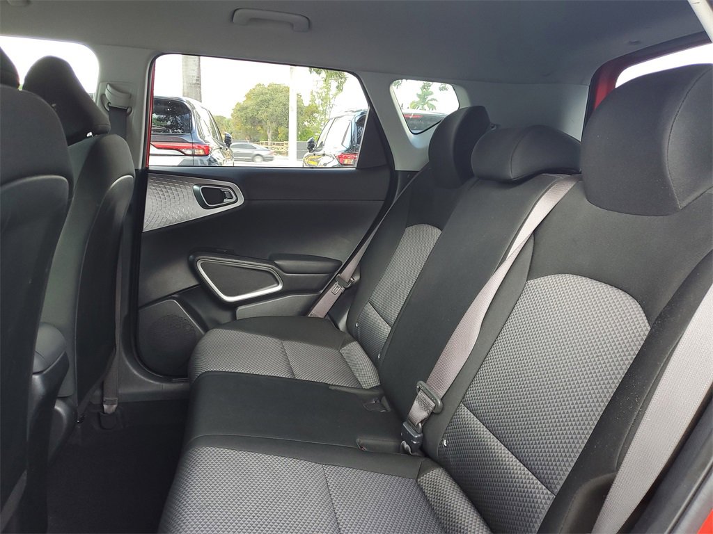 Certified 2024 Kia Soul LX w/ Option Group 015 image 13