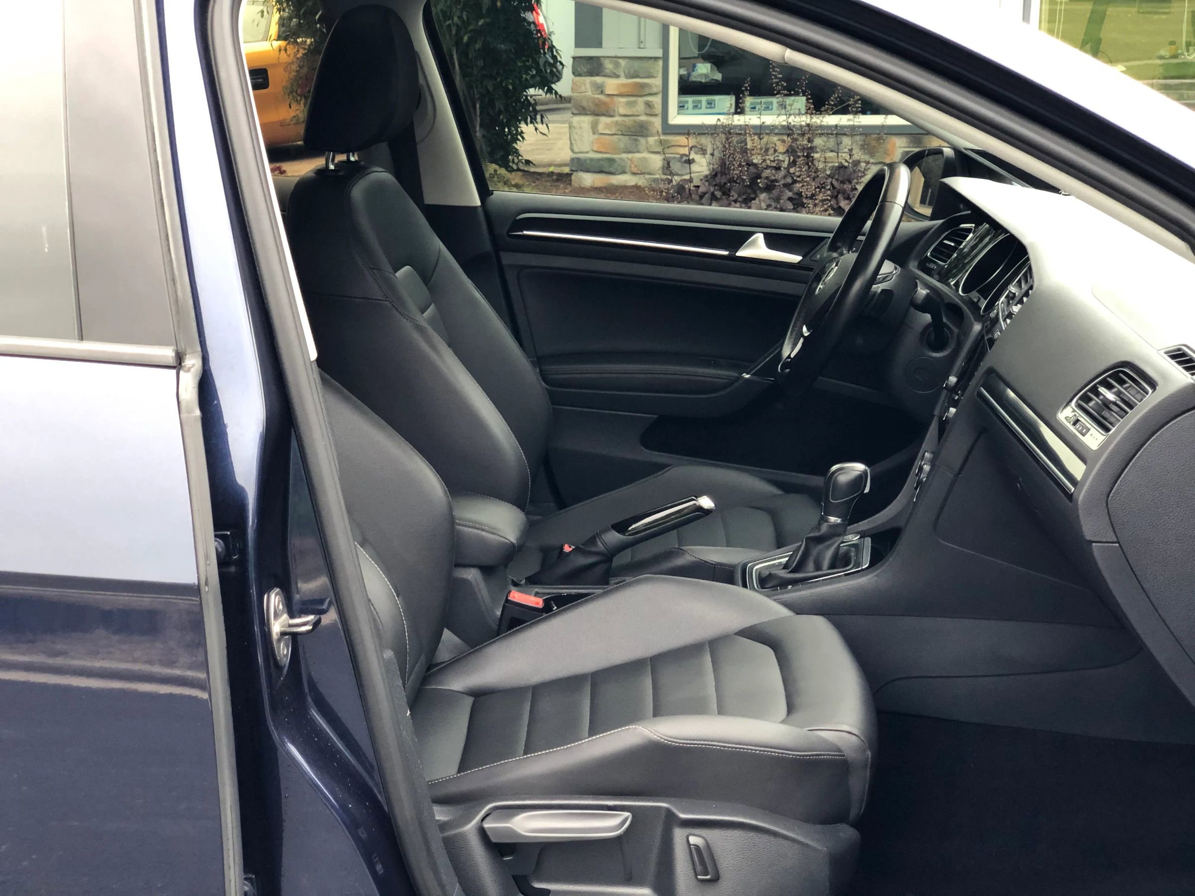 Used 2015 Volkswagen Golf SEL w/ Lighting Package (SEL) image 22