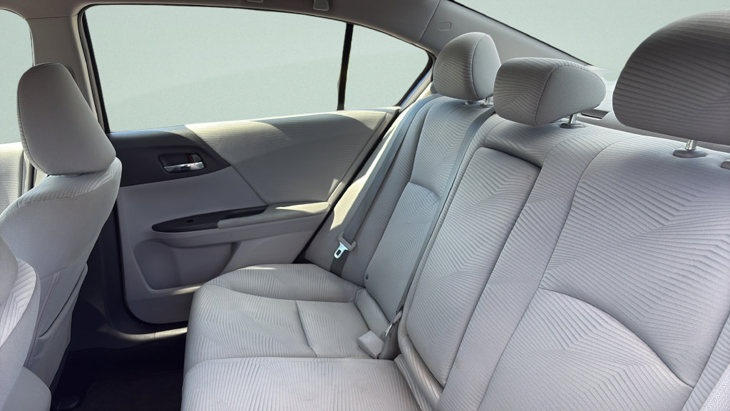 Used 2015 Honda Accord LX image 16