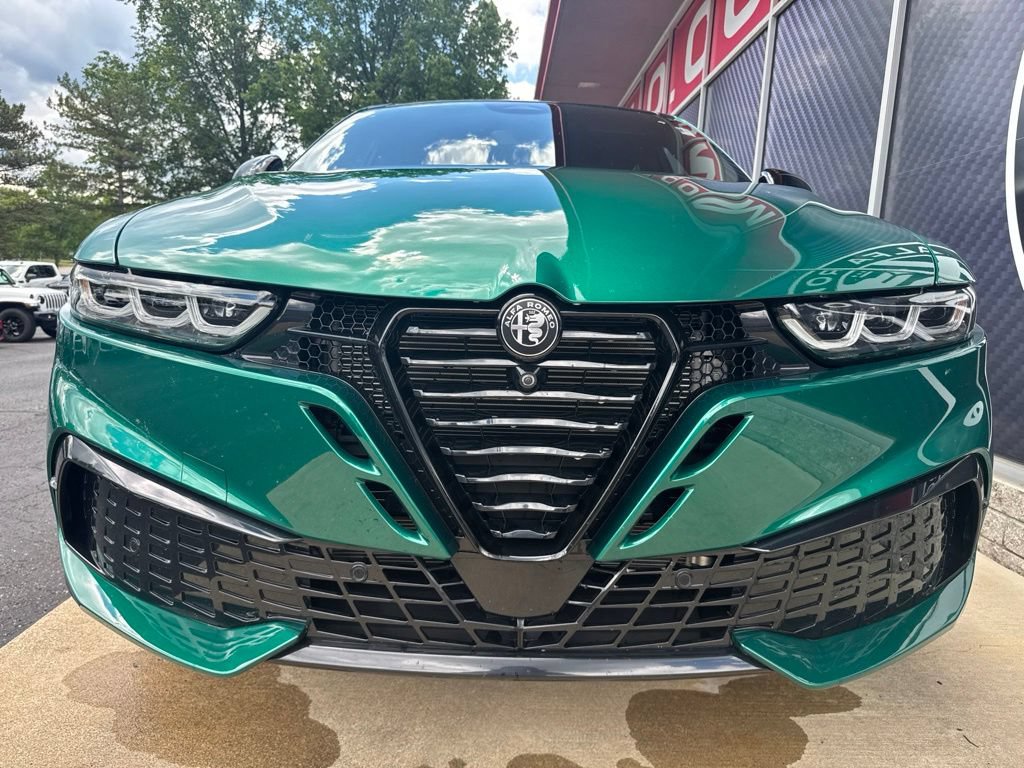 New 2026 Alfa Romeo Tonale w/ Active Assist Package AWD/4WD image 8