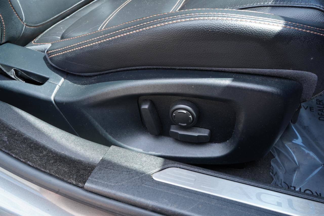 Used 2018 Jaguar XE Prestige AWD/4WD image 68