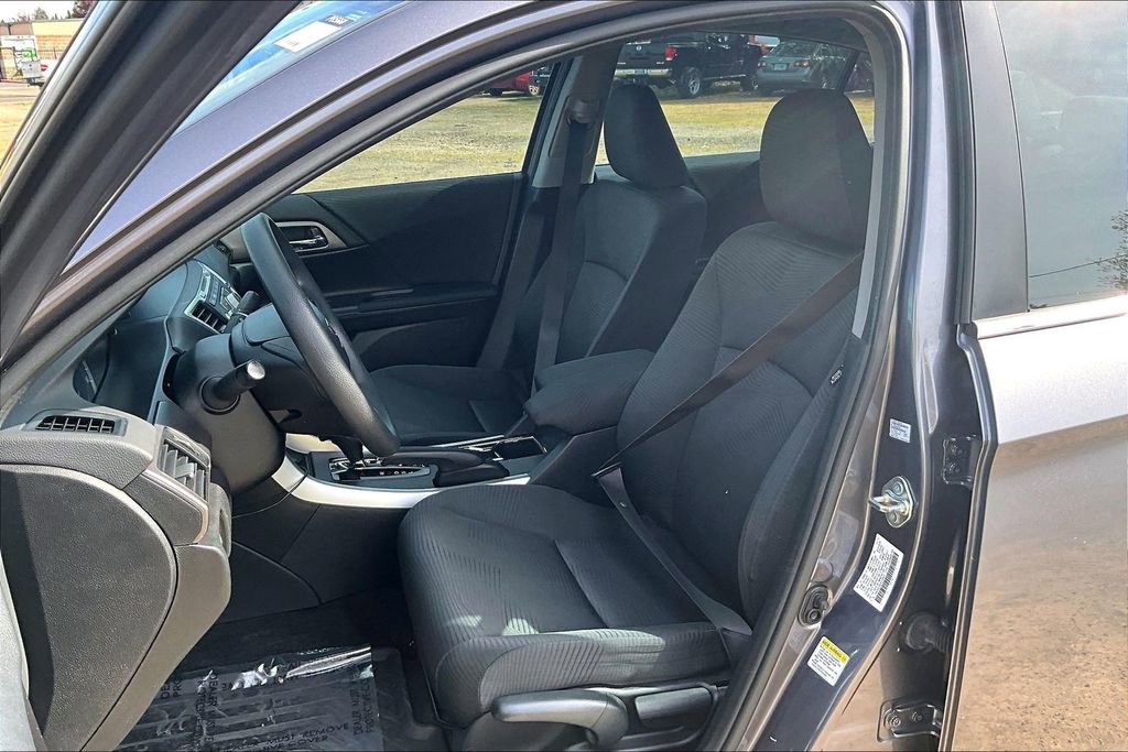 Used 2015 Honda Accord LX image 9