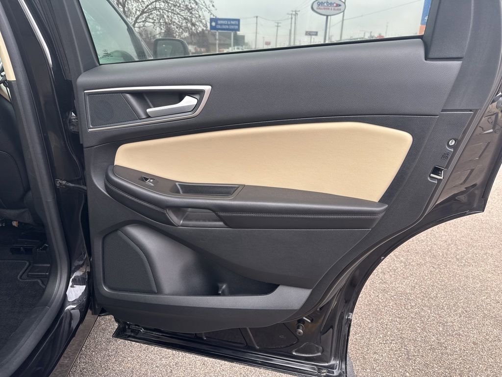 Used 2024 Ford Edge SEL w/ Convenience Package image 27