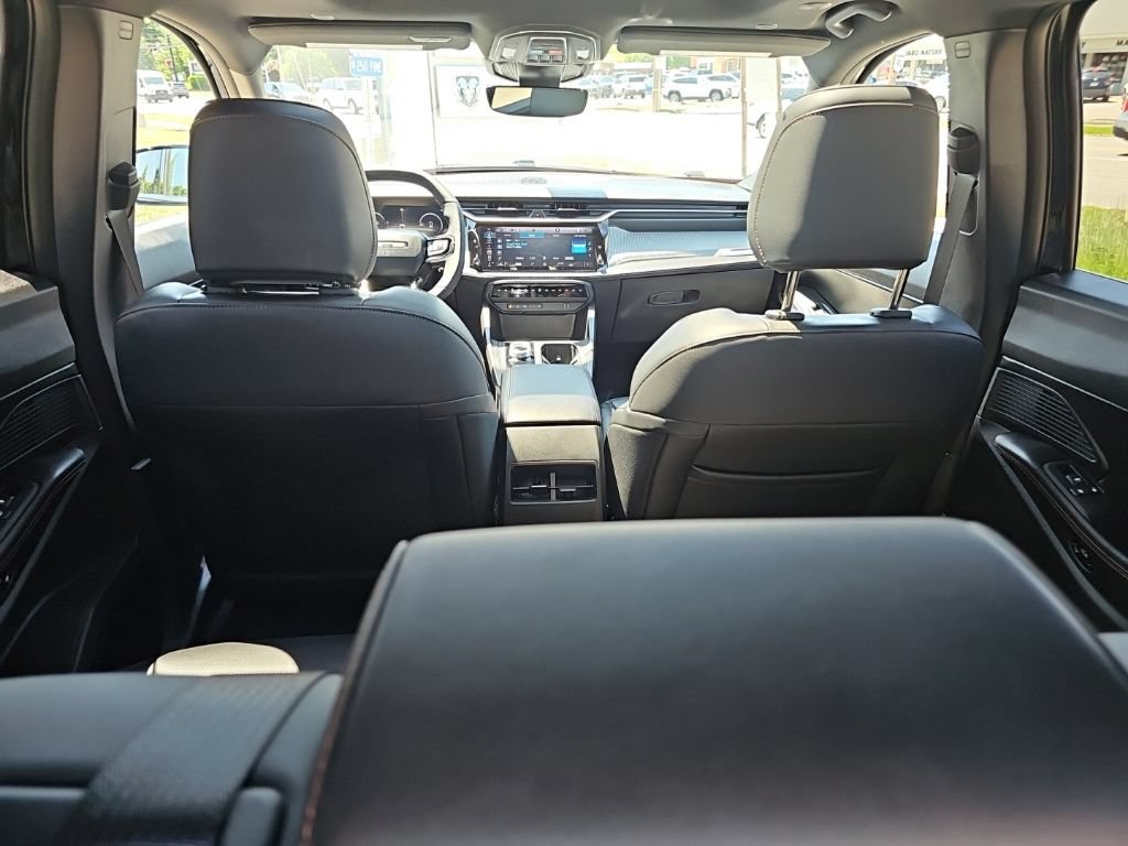 Certified 2026 Jeep Cherokee Limited AWD/4WD image 23
