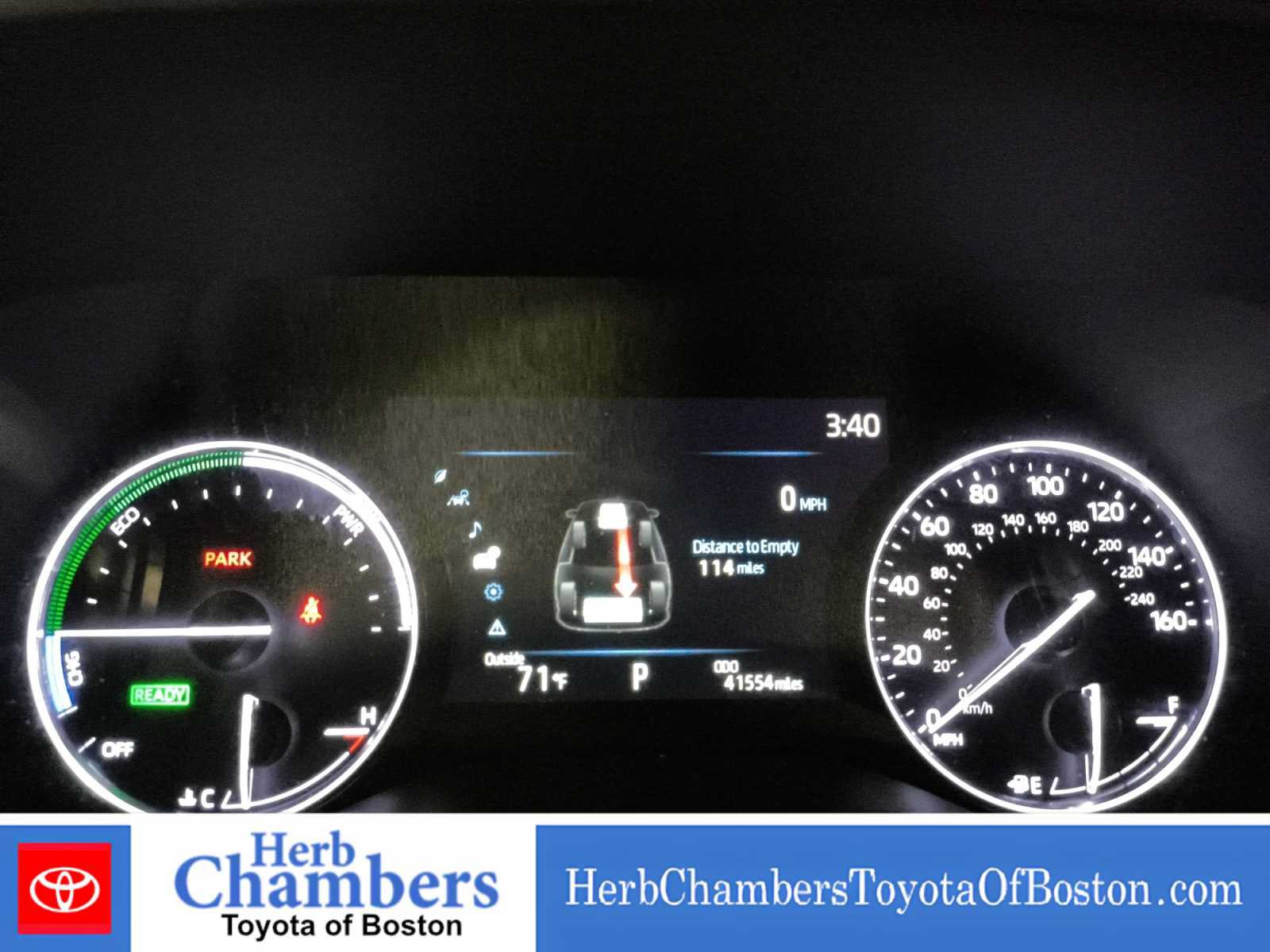 Used 2023 Toyota Sienna Platinum AWD/4WD image 5