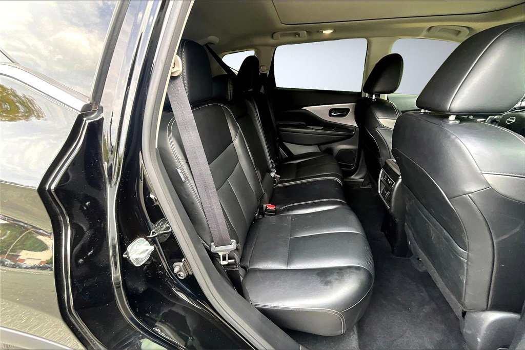 Used 2023 Nissan Murano SL w/ SL Moonroof Package image 23