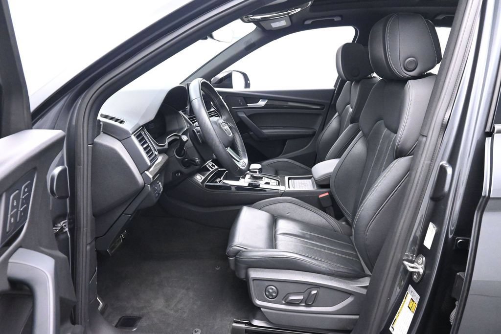 Used 2021 Audi SQ5 Premium Plus w/ Premium Plus Package AWD/4WD image 11