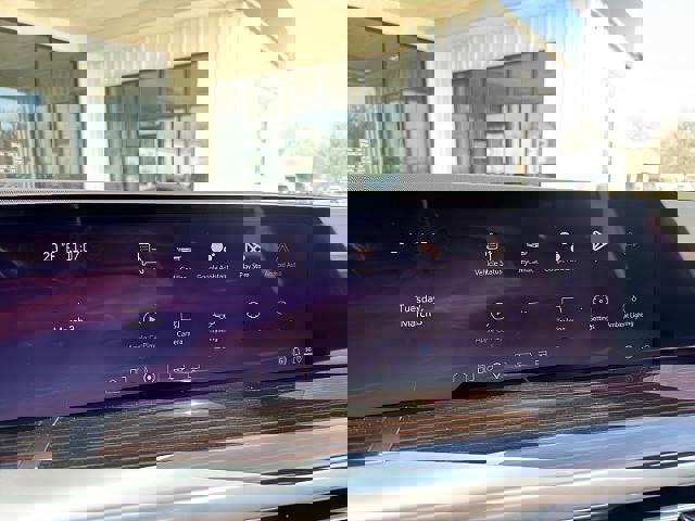 New 2026 Cadillac Escalade ESV Luxury w/ Touring Package AWD/4WD image 39