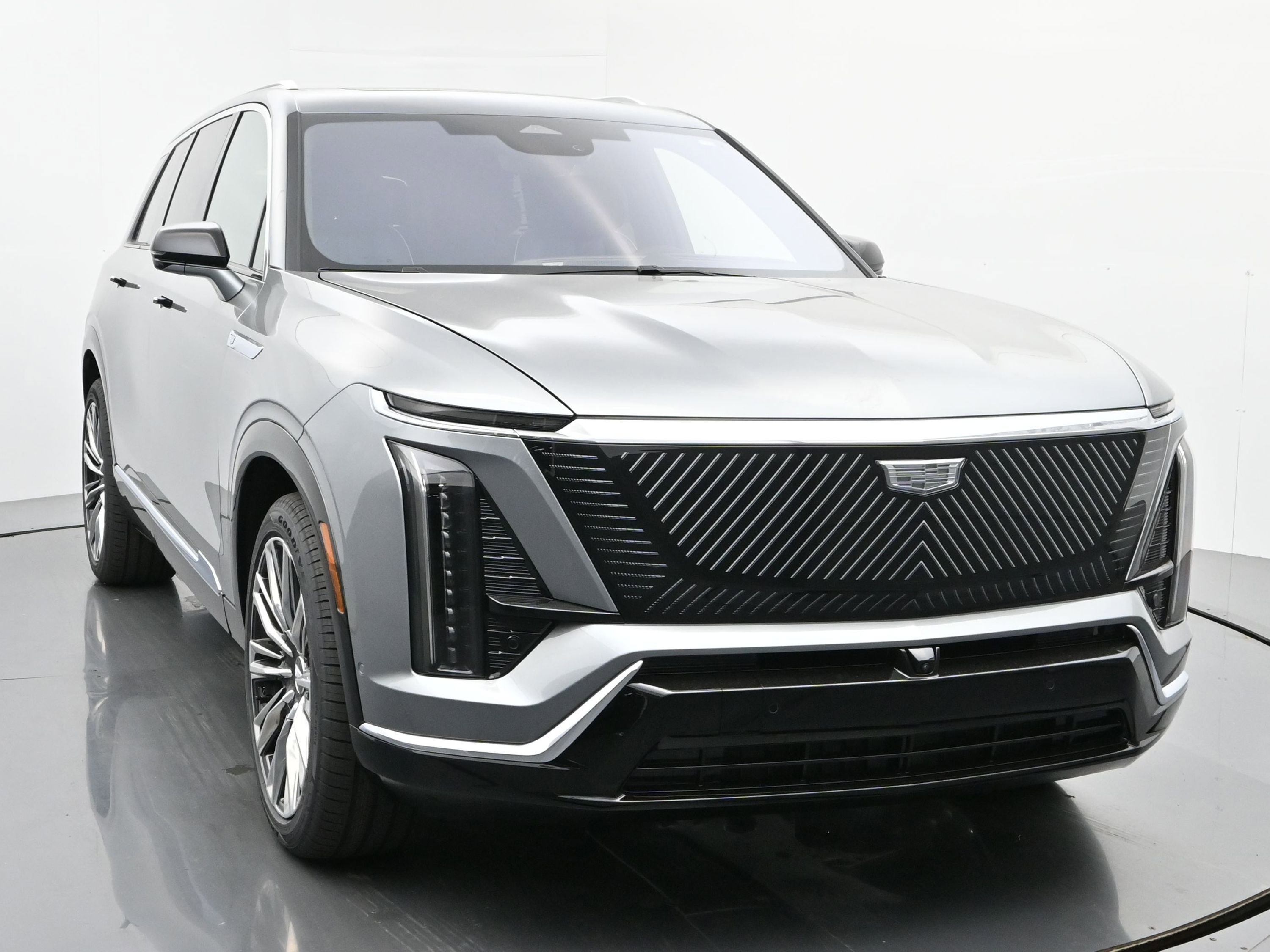 New 2026 Cadillac Vistiq Premium Luxury w/ LPO, Floor Liner Package image 8