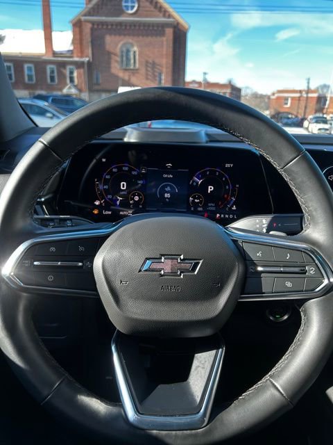 Certified 2025 Chevrolet Tahoe Z71 image 32