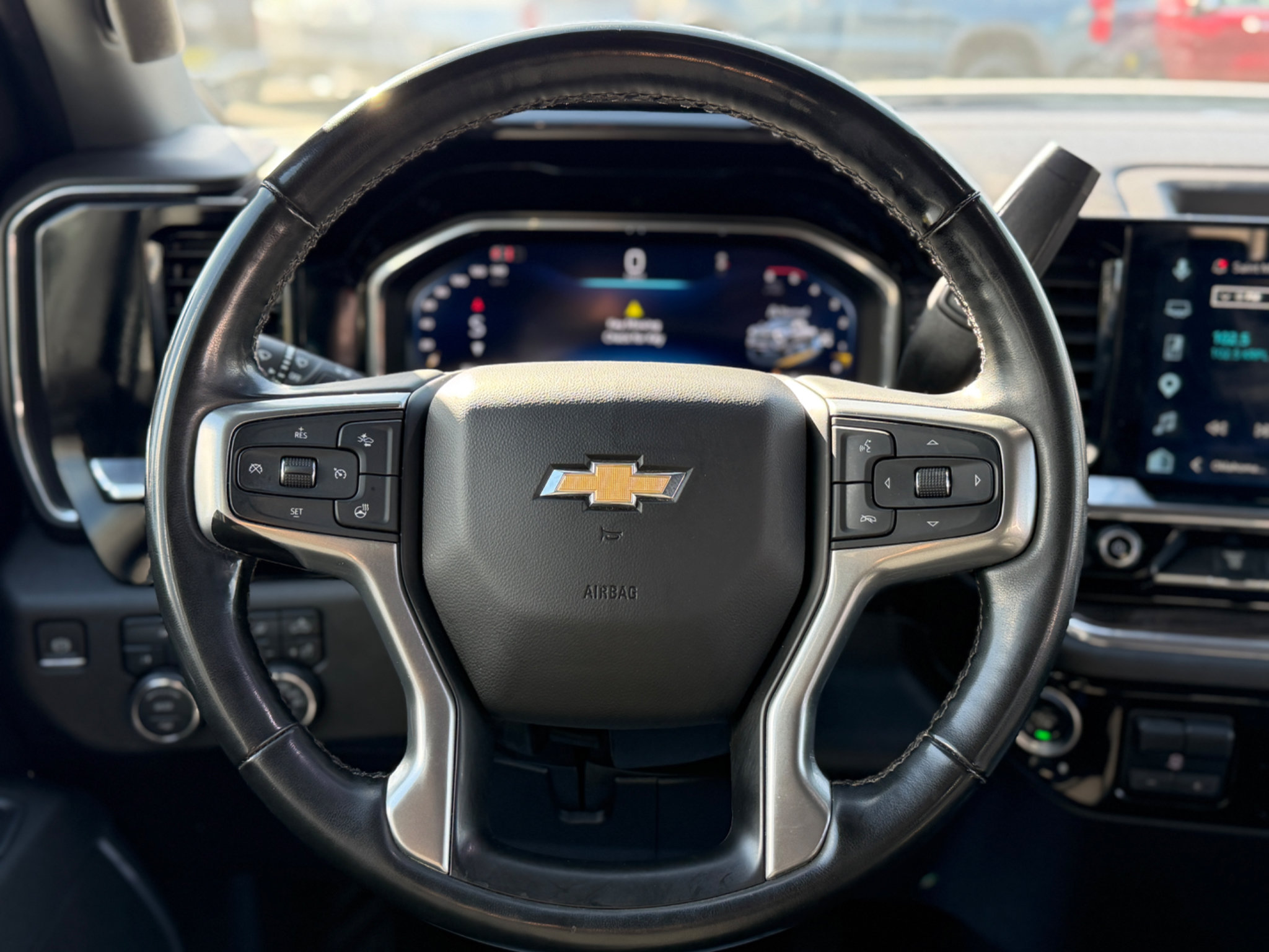 Used 2025 Chevrolet Silverado 3500 LT w/ Safety Package AWD/4WD image 8