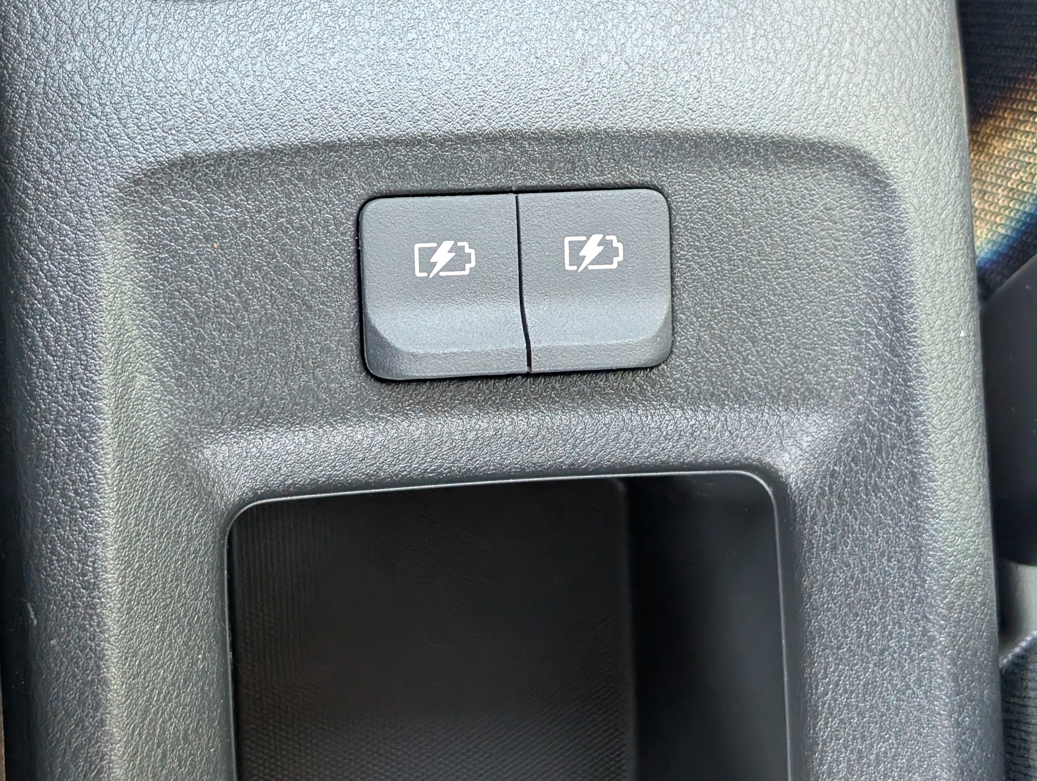 Certified 2025 Nissan Versa S w/ S Plus Package FWD image 21