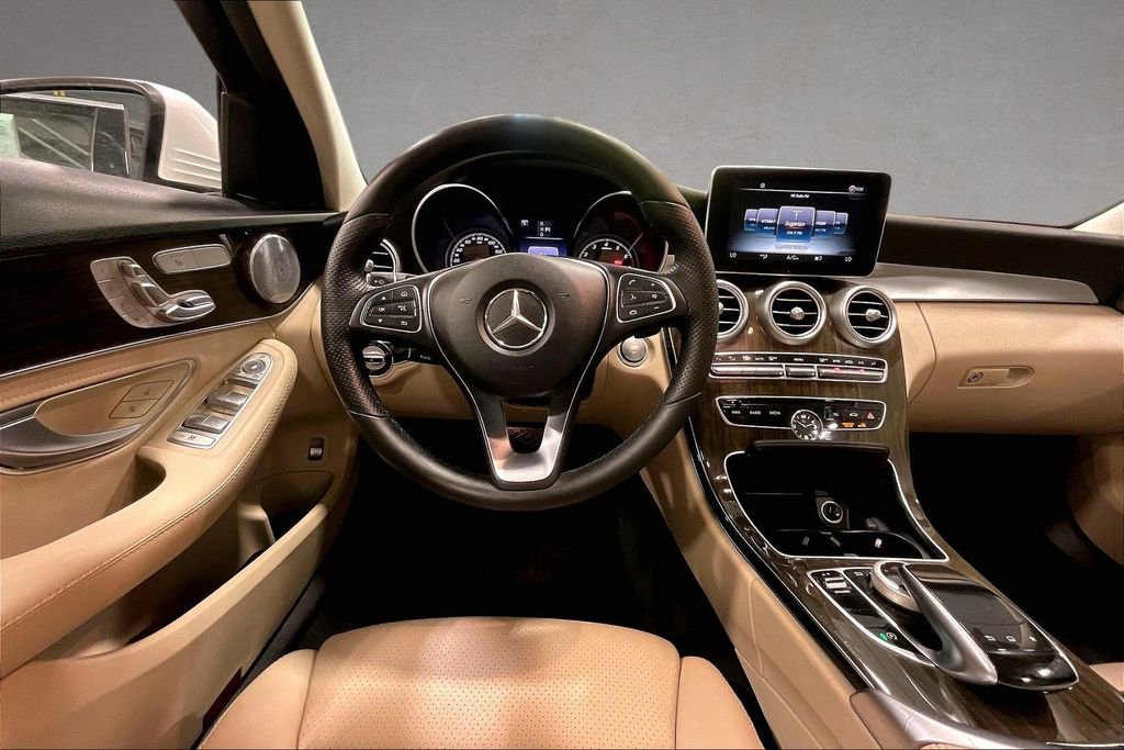 Used 2016 Mercedes-Benz C 300 4MATIC Sedan image 8