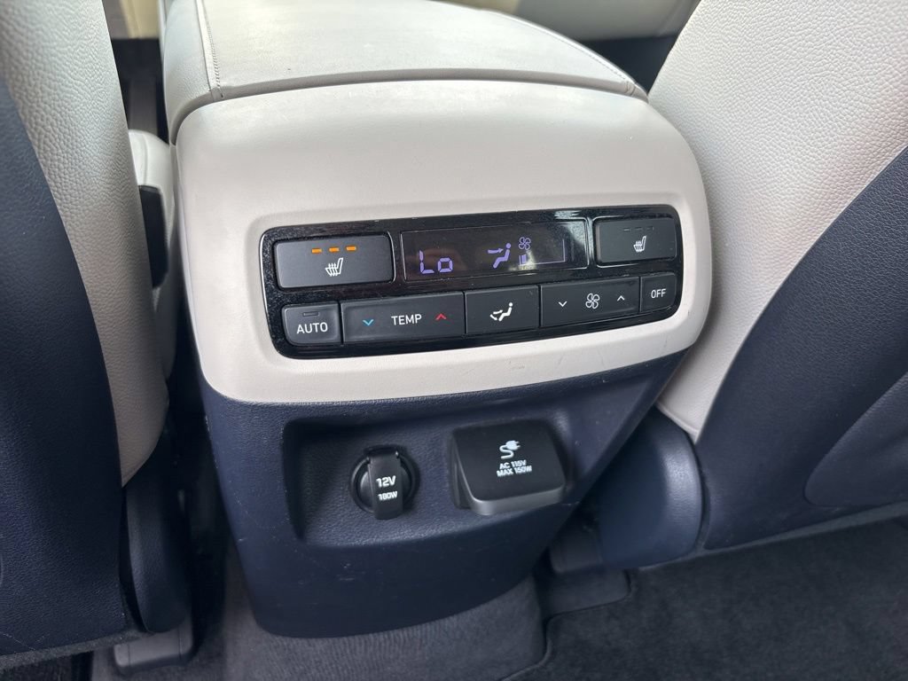 Used 2022 Hyundai Palisade SEL w/ Premium Package AWD/4WD image 13