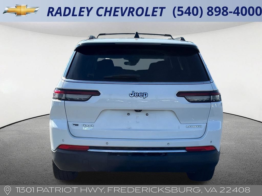 Used 2021 Jeep Grand Cherokee L Laredo w/ Luxury Tech Group I AWD/4WD image 19