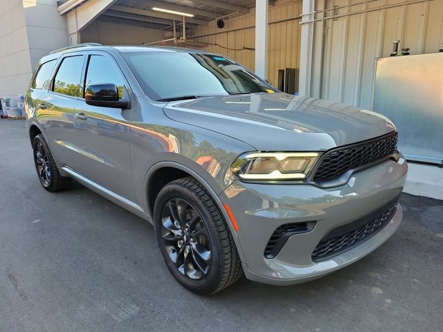 Used 2025 Dodge Durango GT w/ Blacktop Package AWD/4WD image 1