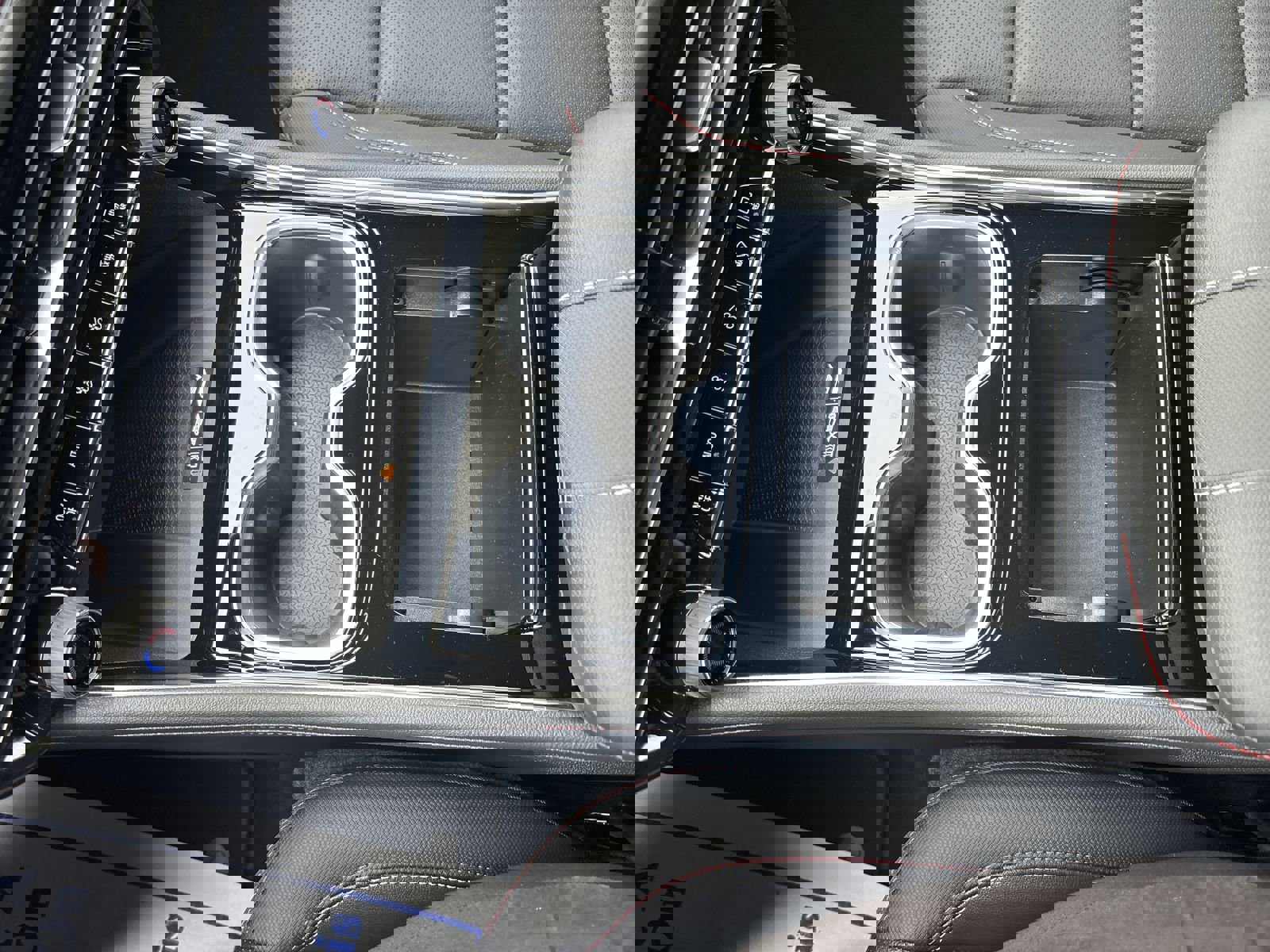 New 2026 Chevrolet Traverse Z71 w/ Enhanced Driving Package image 23