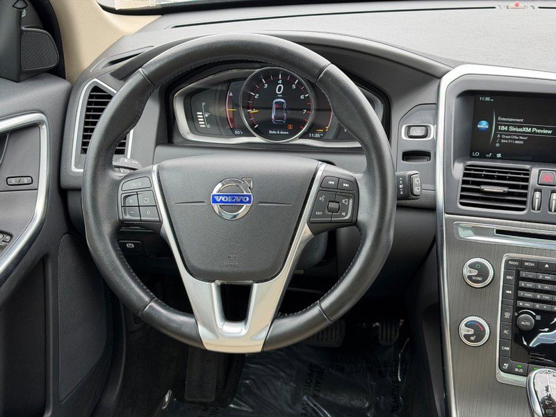 Used 2016 Volvo XC60 T5 Premier w/ Proximity Package image 13