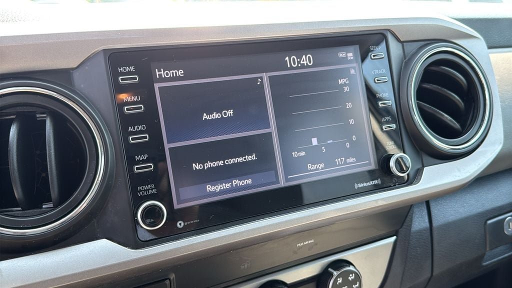 Used 2020 Toyota Tacoma SR5 AWD/4WD image 16