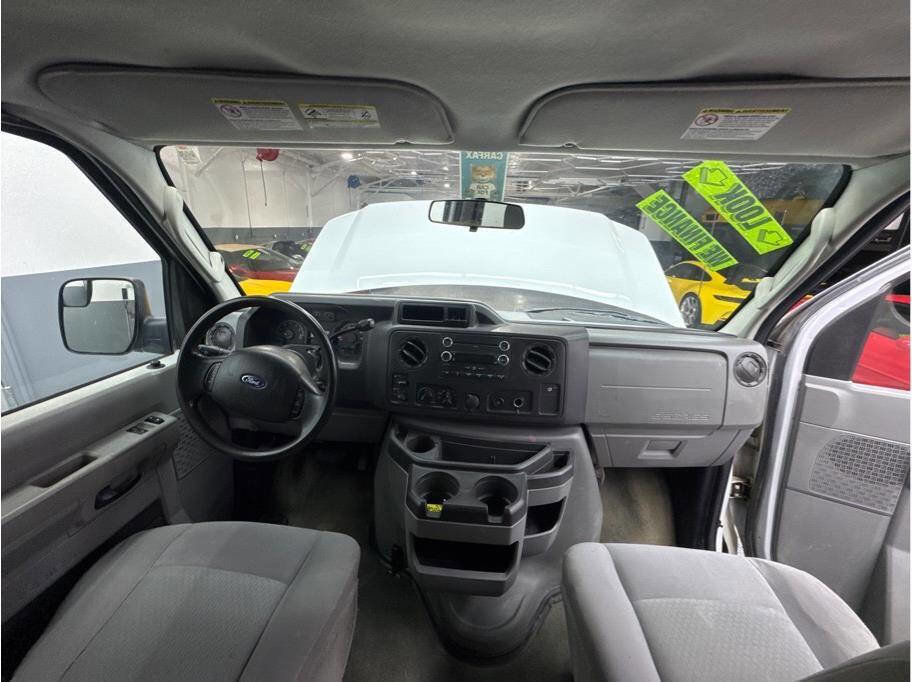 Used 2012 Ford E-350 and Econoline 350 XLT image 20