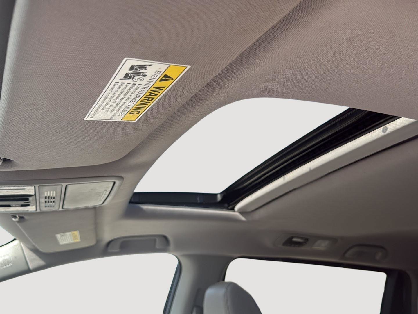 Used 2024 Honda Odyssey EX-L image 18