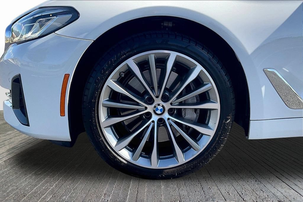 Used 2023 BMW 540i xDrive w/ Convenience Package AWD/4WD image 33