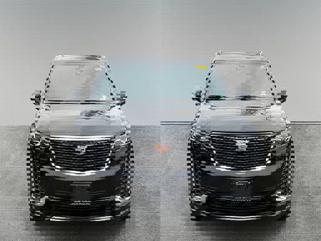 New 2025 Cadillac XT6 Luxury image 7