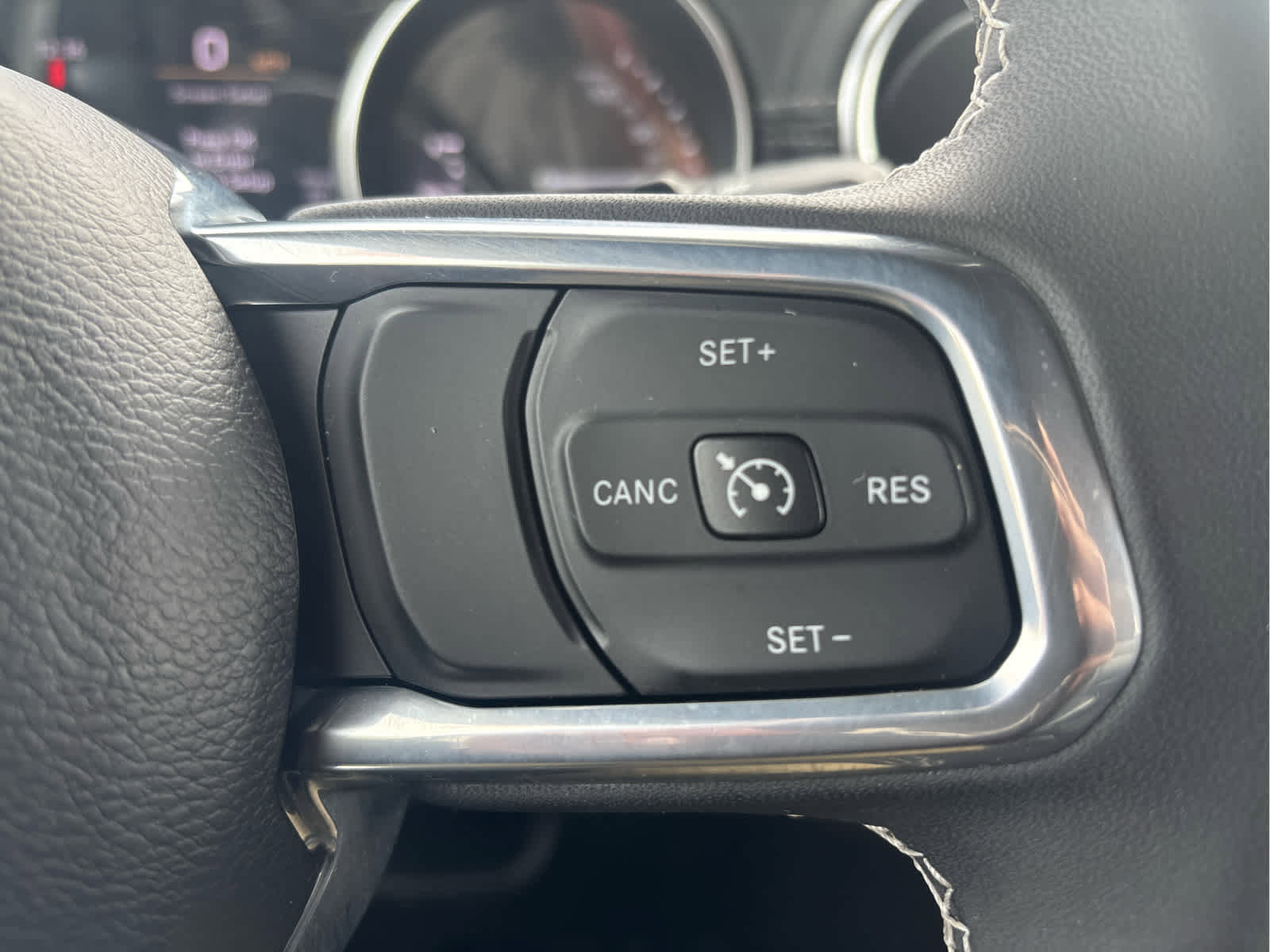 Used 2023 Jeep Wrangler Sahara image 16