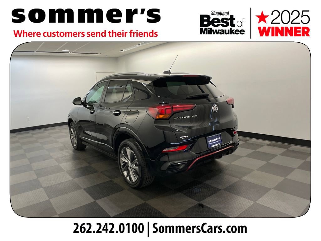 Used 2022 Buick Encore GX Select w/ Sport Touring Package FWD video 3