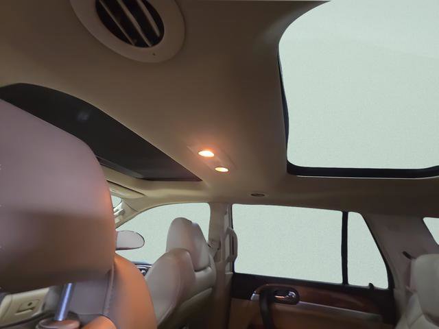 Used 2009 Buick Enclave CXL w/ Driver Confidence Package image 32