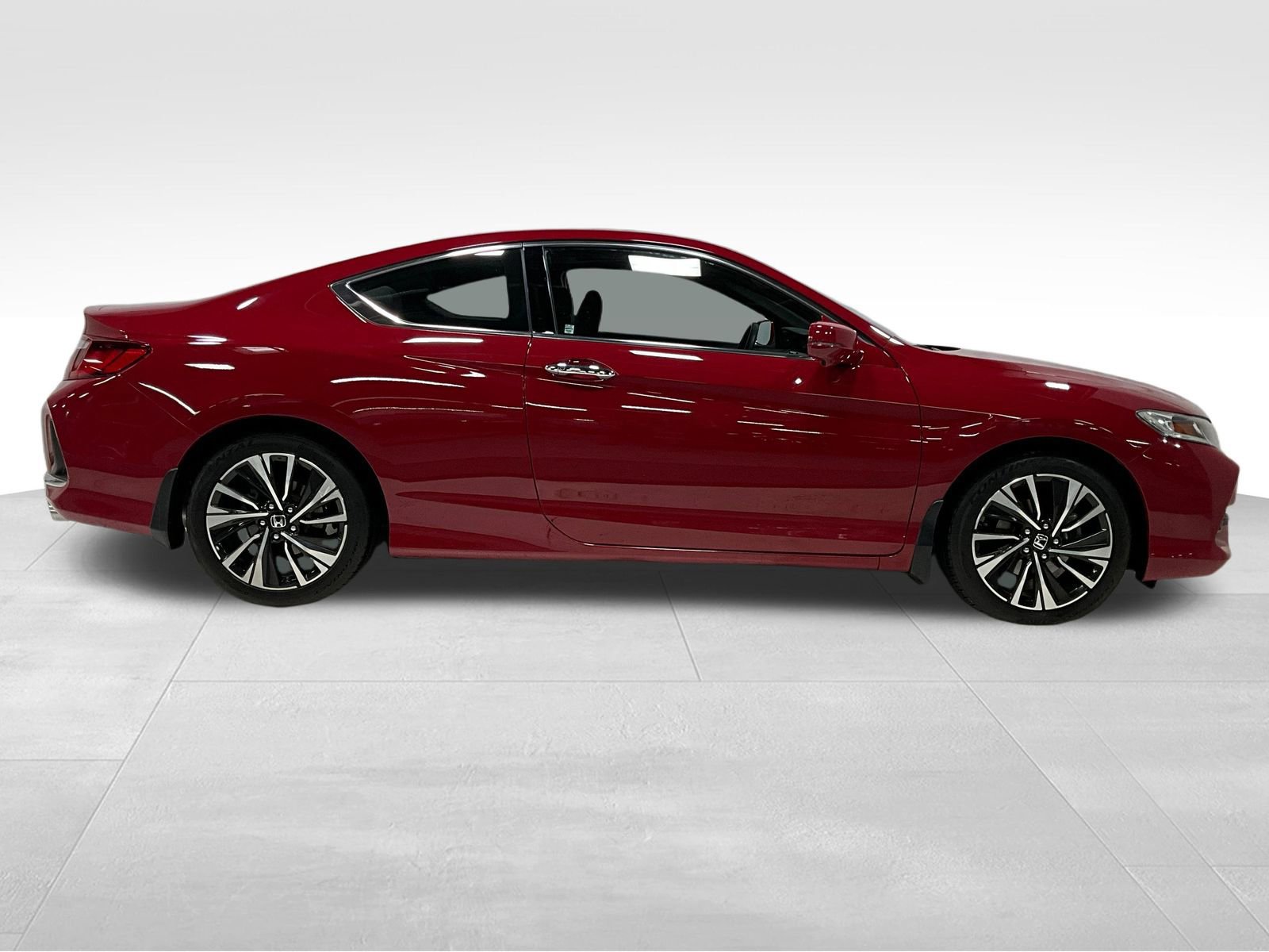 Used 2017 Honda Accord EX-L image 4