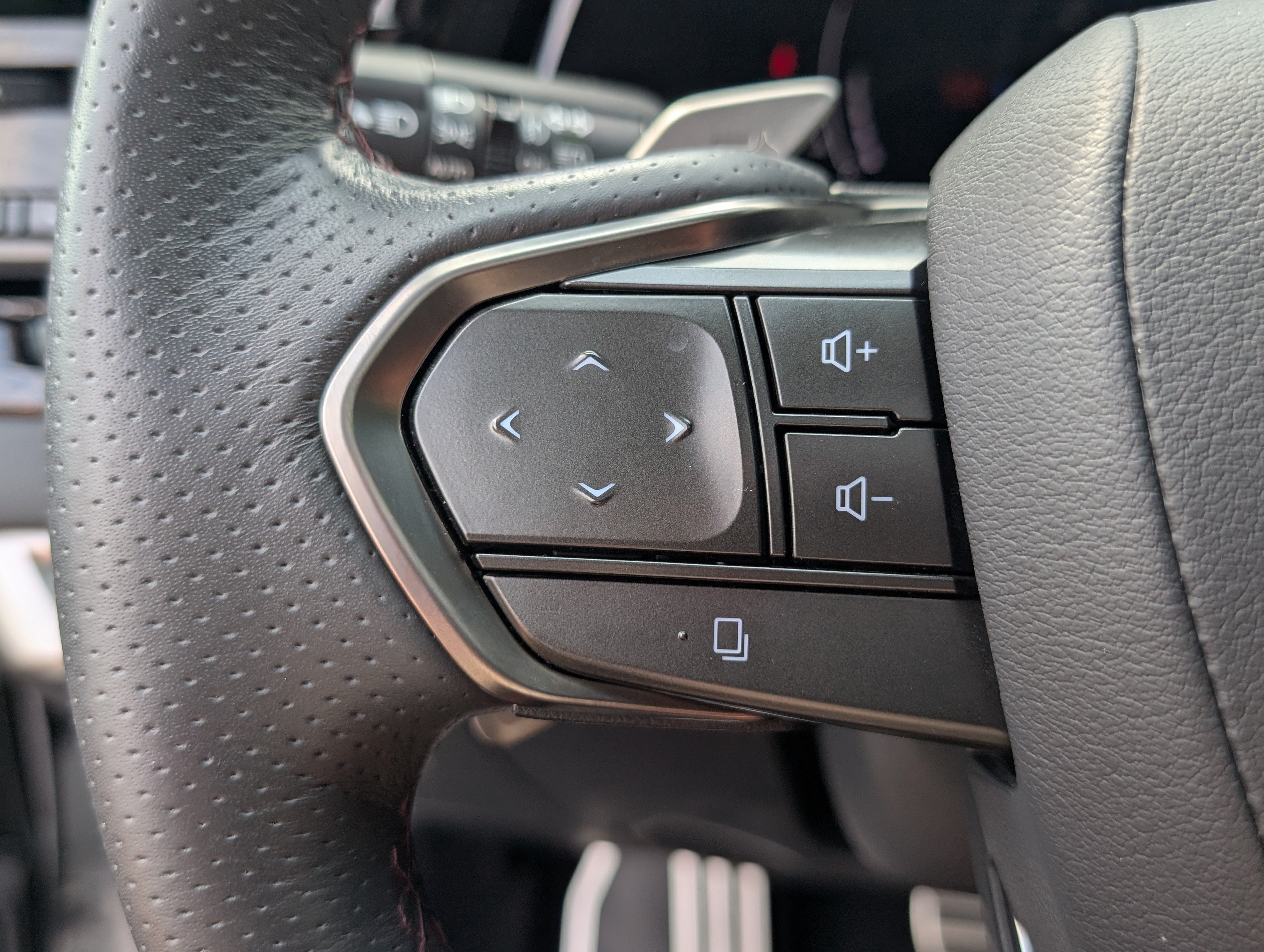Used 2024 Lexus RX 500h F Sport w/ Convenience Package AWD/4WD image 26