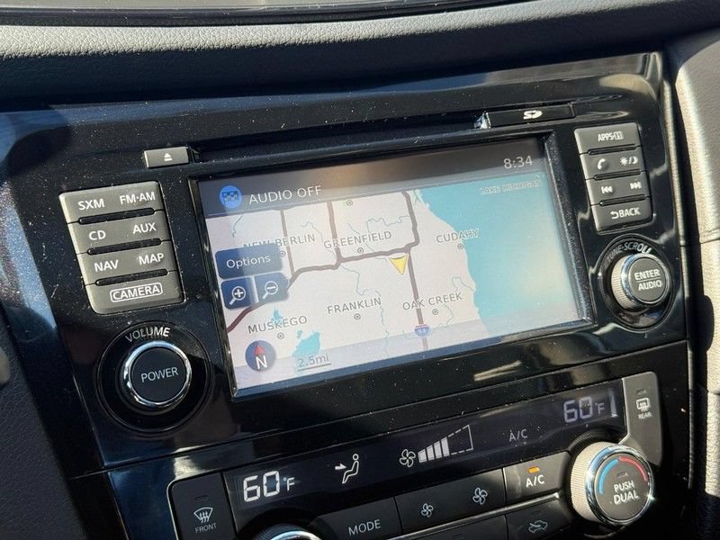 Used 2017 Nissan Rogue SV AWD/4WD image 23
