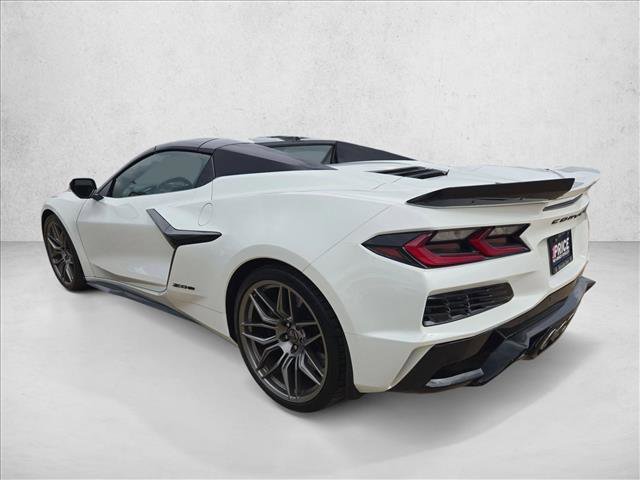 Used 2024 Chevrolet Corvette Z06 RWD image 7