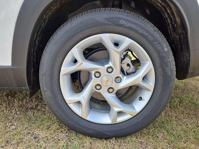 New 2026 Chevrolet Trax LS w/ LS Convenience Package FWD image 32