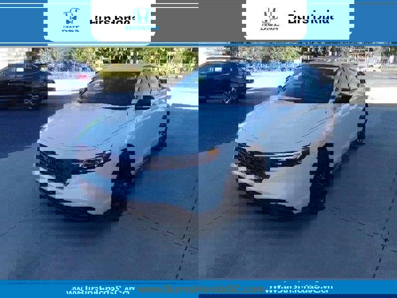 New 2025 Honda Accord SE