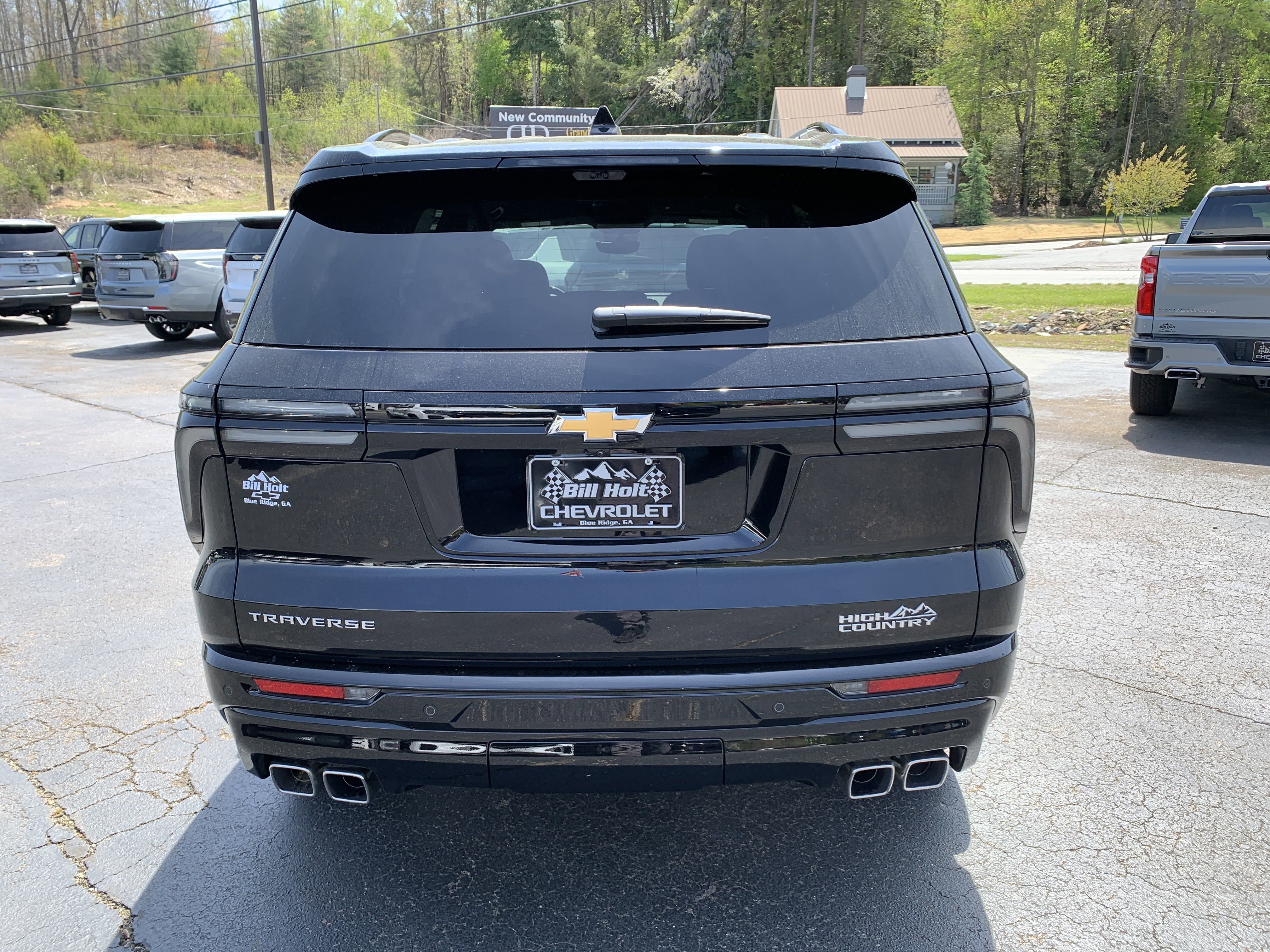 New 2025 Chevrolet Traverse High Country w/ LPO, Floor Liner Package image 3