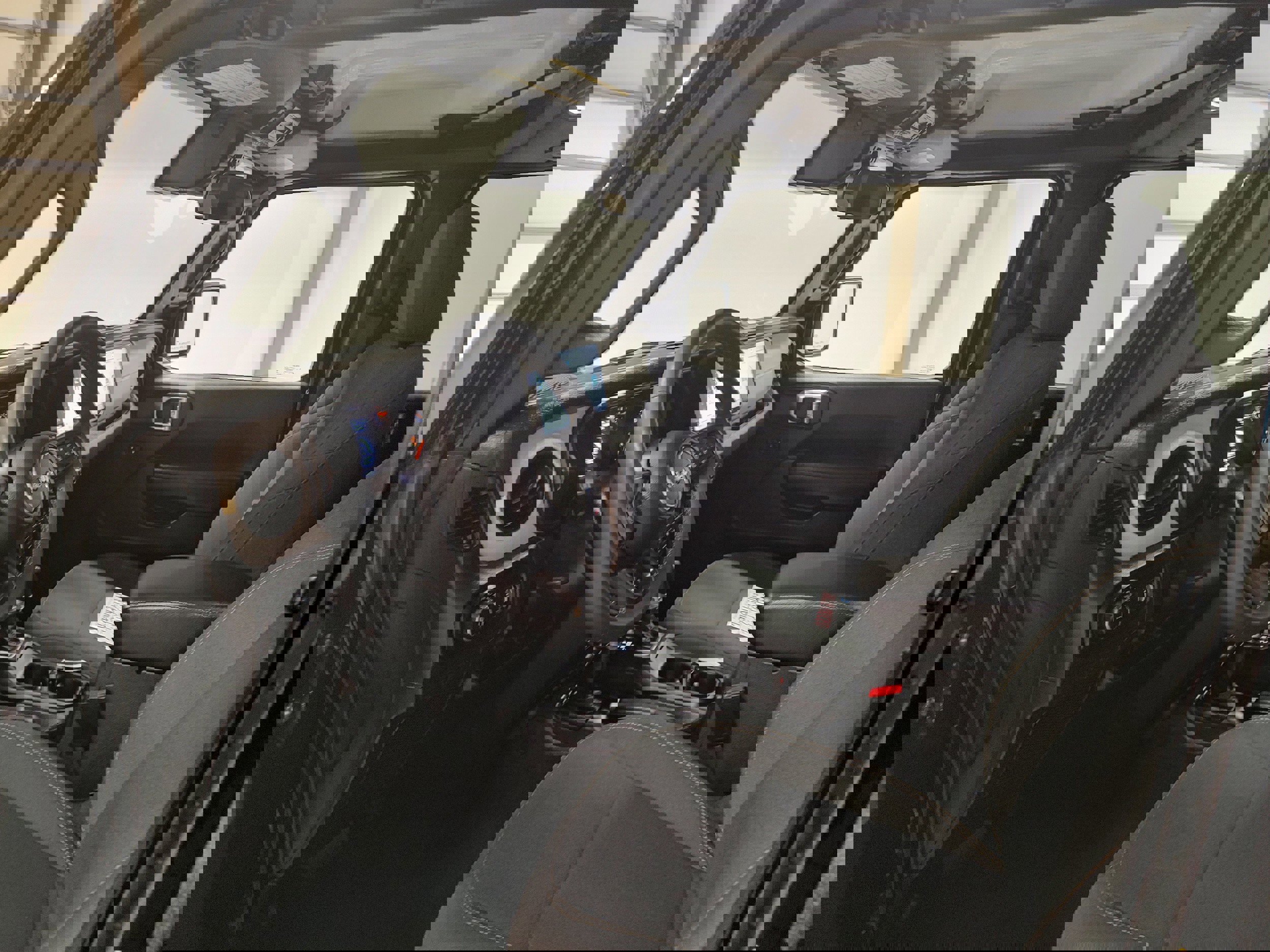 Used 2024 Jeep Wrangler Sport image 10