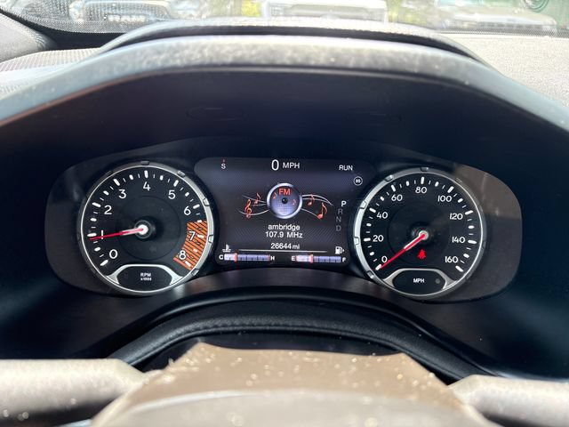 Used 2021 Jeep Renegade Latitude w/ Convenience Group AWD/4WD image 13