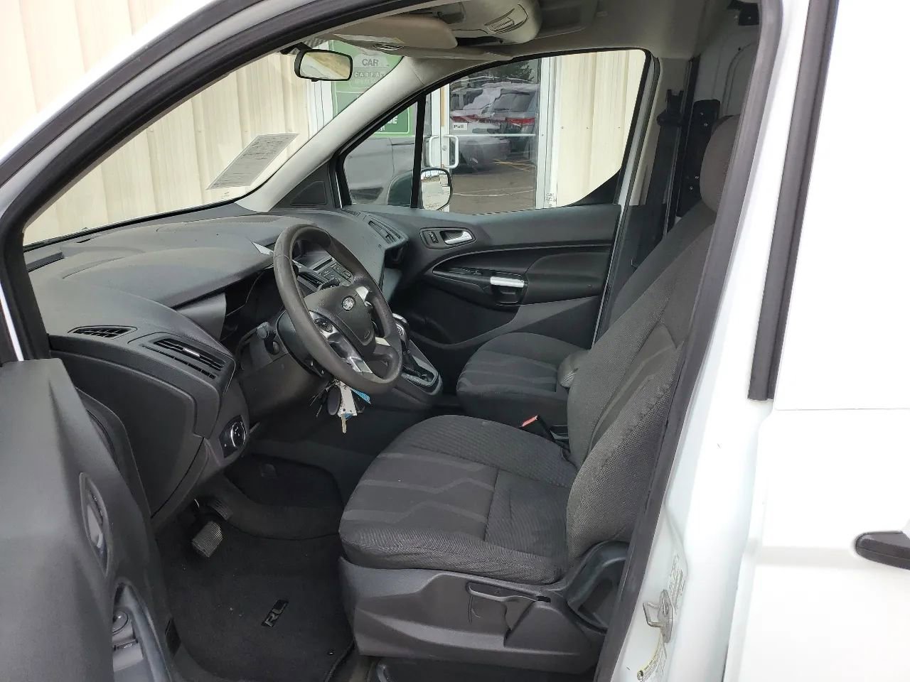 Used 2017 Ford Transit Connect XLT image 17