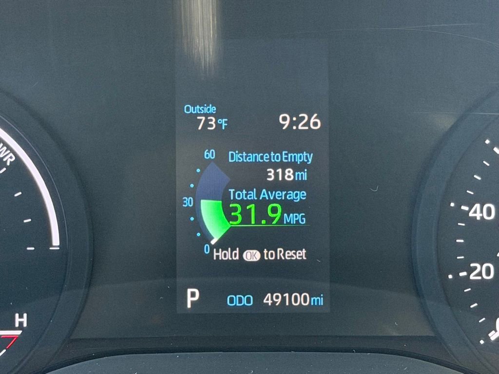 Used 2024 Toyota Sienna XLE image 35