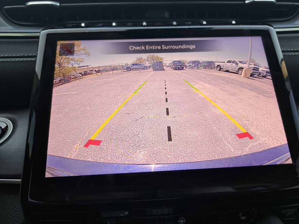 Used 2024 Jeep Grand Cherokee Limited image 10