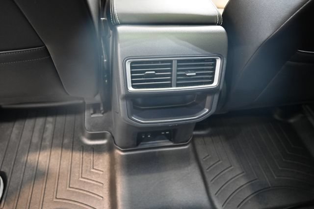 Used 2024 Volkswagen Atlas Cross Sport SE AWD/4WD image 28