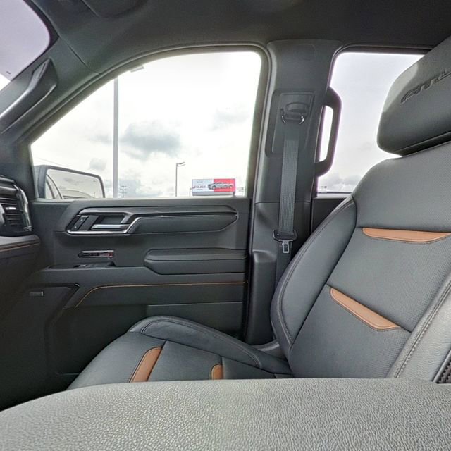 Used 2024 GMC Sierra 1500 AT4 w/ Technology Package AWD/4WD image 27
