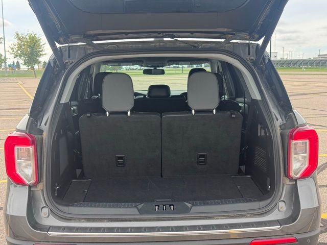 Used 2020 Ford Explorer Limited image 32