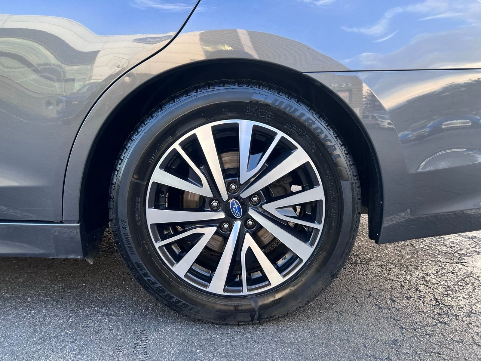 Used 2019 Subaru Legacy 2.5i Premium image 16