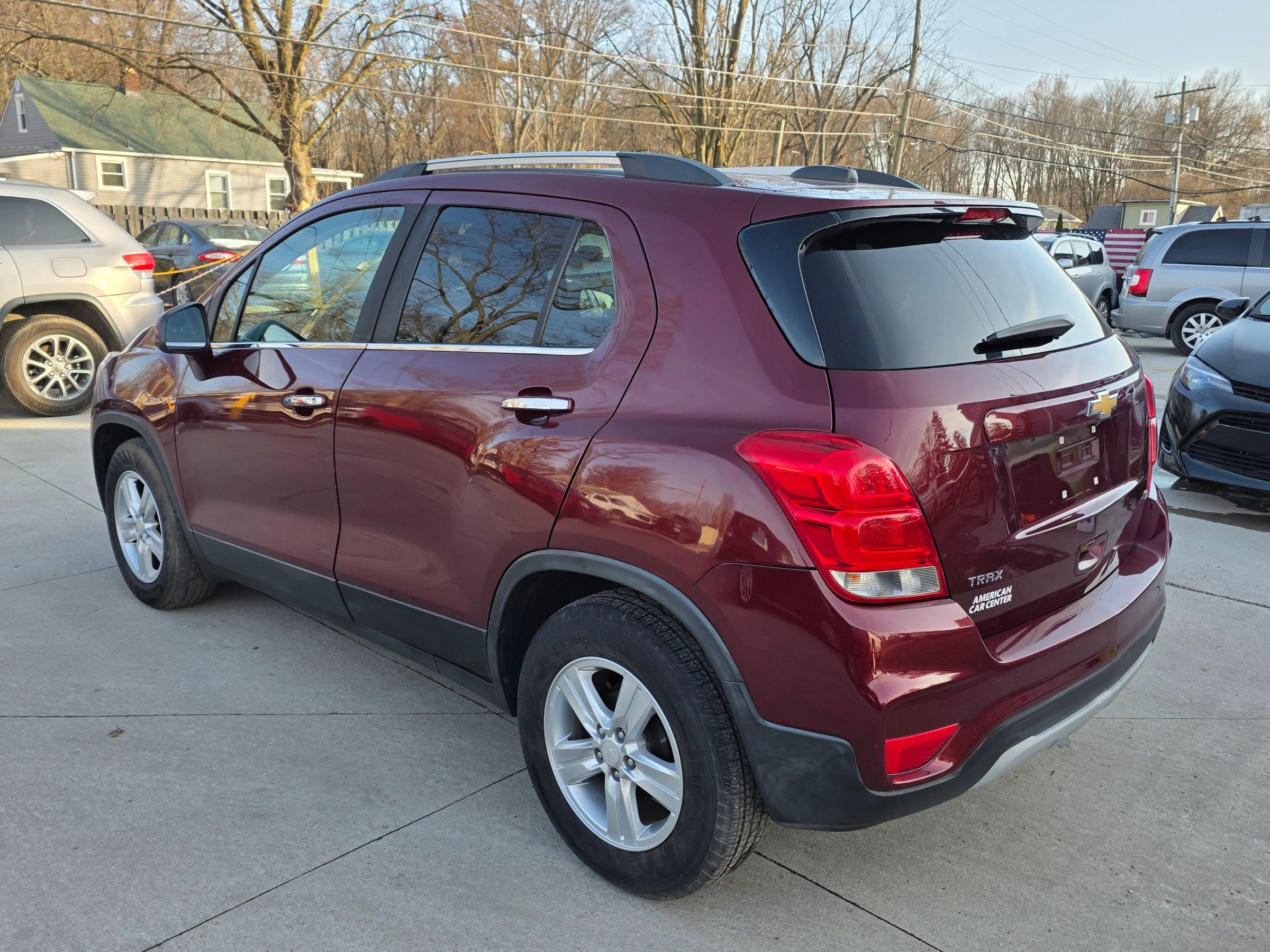 Used 2017 Chevrolet Trax LT w/ LT Convenience Package image 4