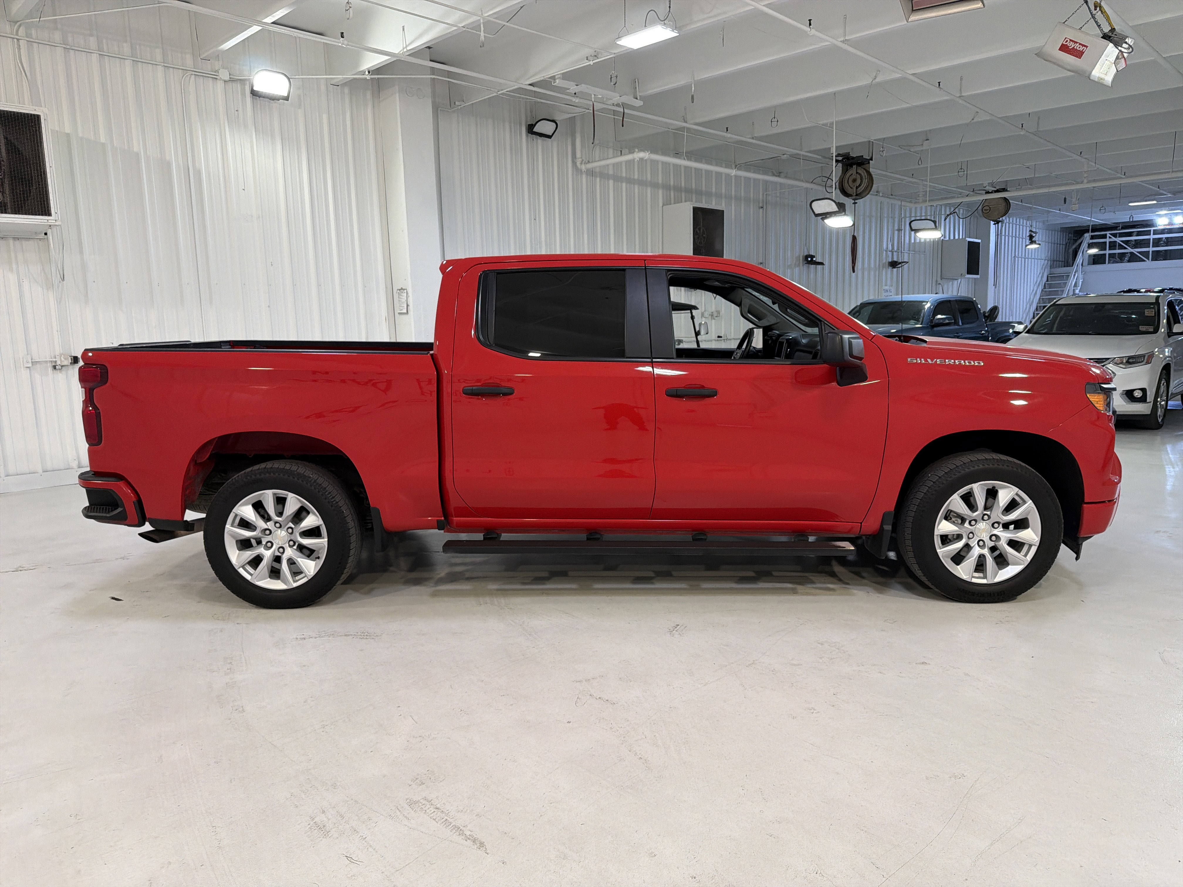 Used 2022 Chevrolet Silverado 1500 Custom image 6