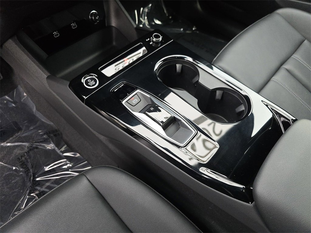 Certified 2025 Audi Q6 e-tron Premium w/ Convenience Package image 28