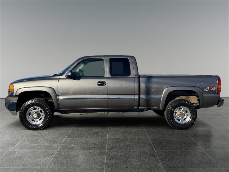 Used 2002 GMC Sierra 2500 4x4 Extended Cab HD image 2